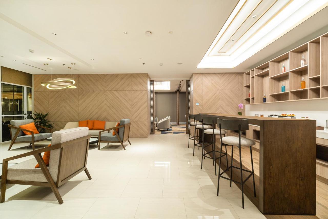 Harris Suites Puri Mansion Jakarta Luaran gambar