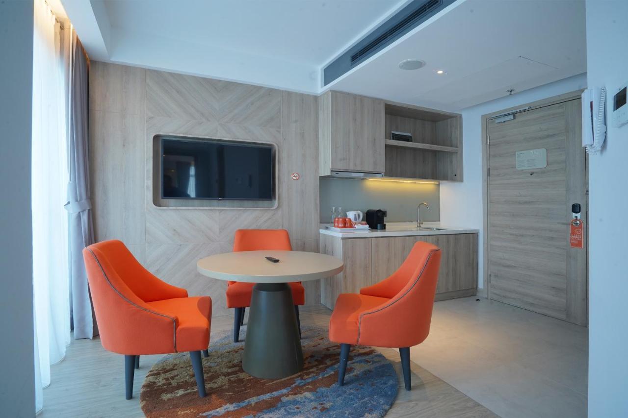 Harris Suites Puri Mansion Jakarta Luaran gambar