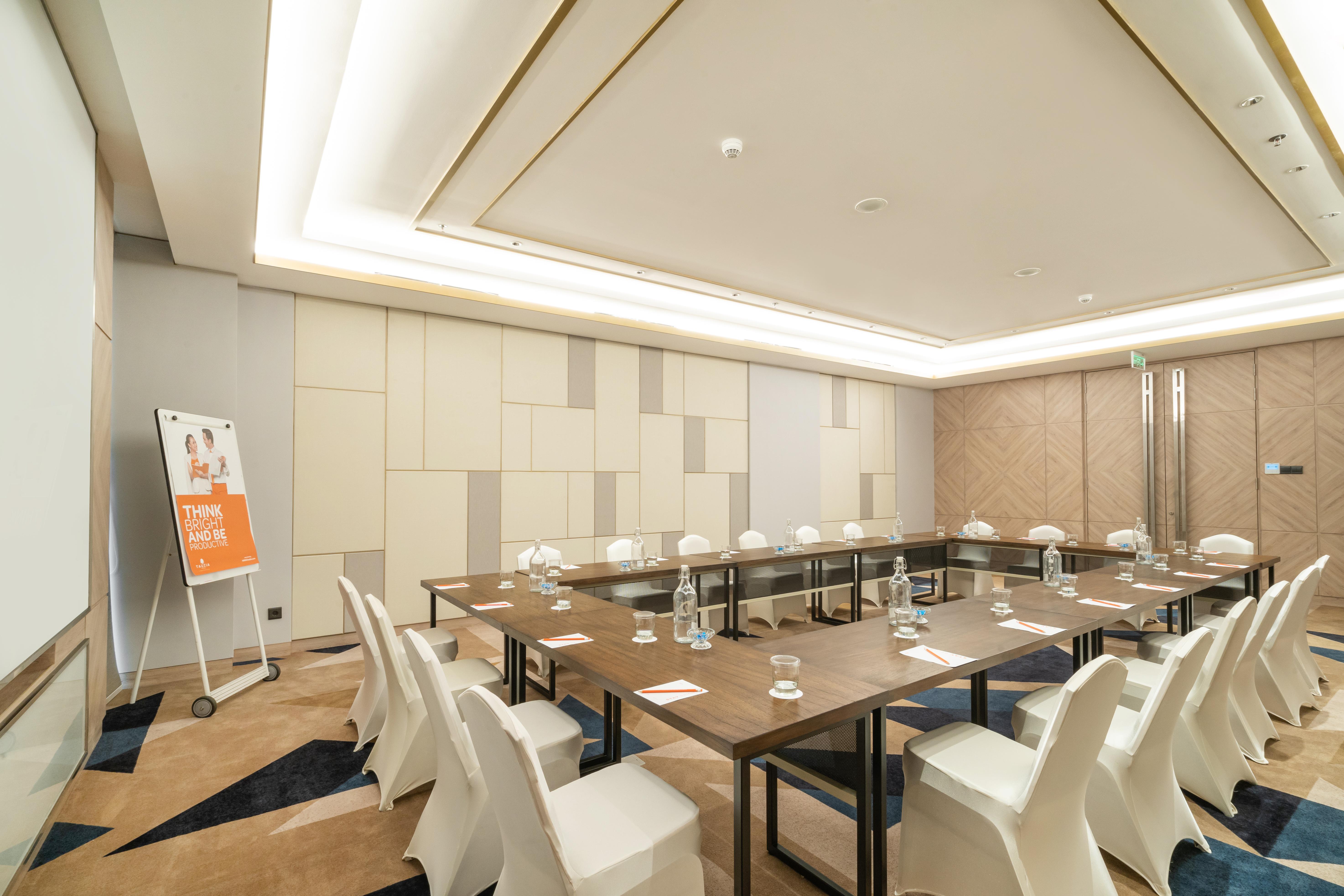 Harris Suites Puri Mansion Jakarta Luaran gambar